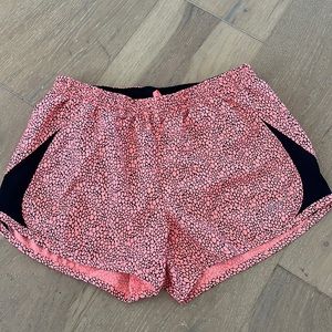 Nike women’s lined running shorts size S